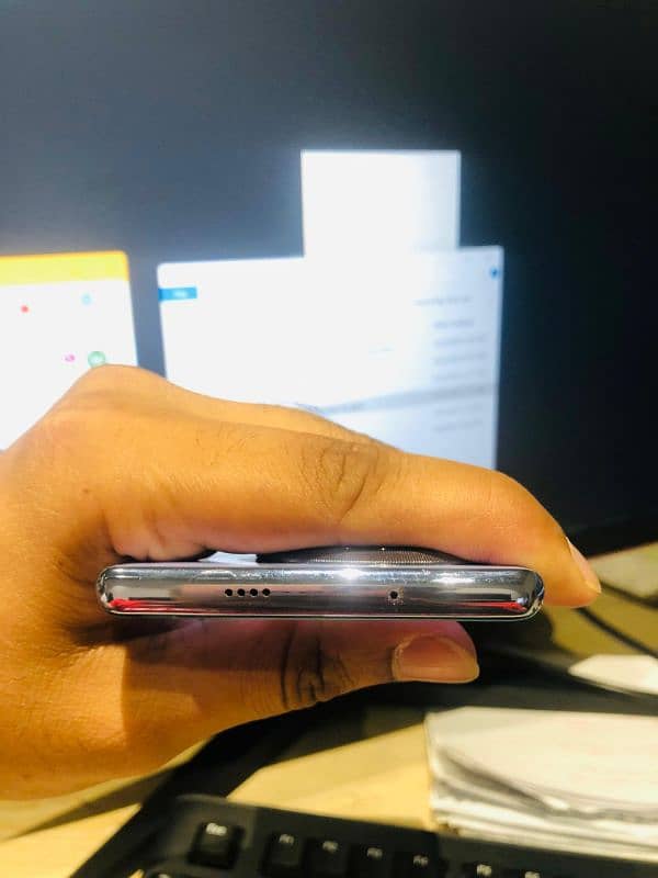 Tecno Camon 30s 3