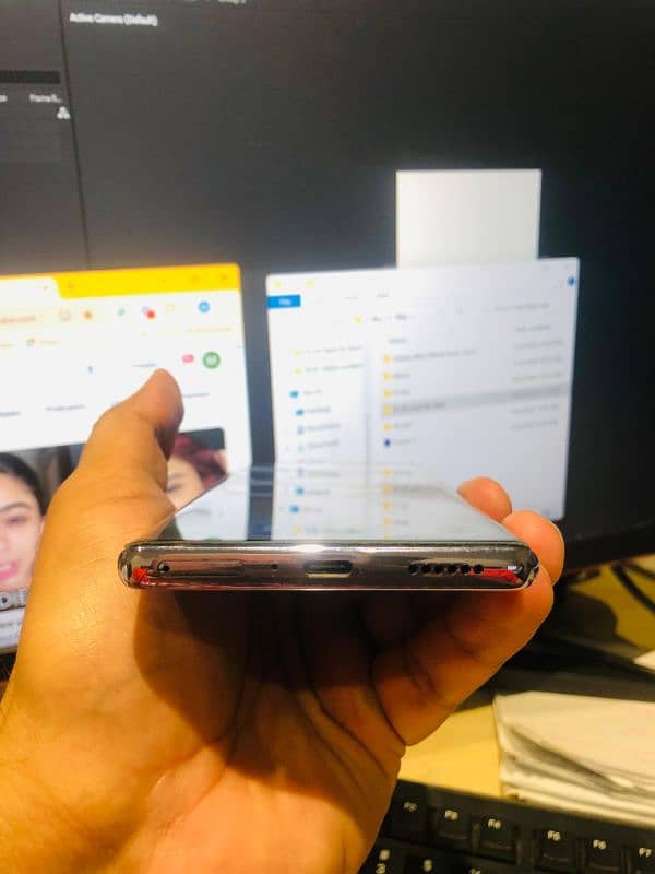 Tecno Camon 30s 5