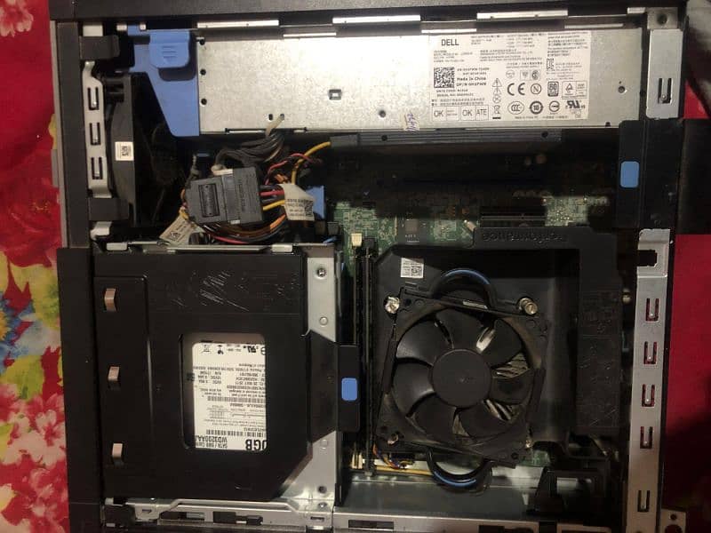 Full Computer set HP LCD 22 Inch, CPU with i3 4th Genr 120SSD 300HHD 3