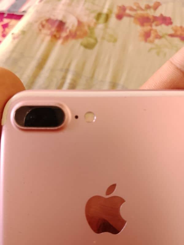 Iphone 2/32 Factory Unlocked 4
