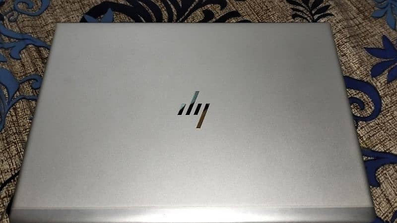 HP elitebook 840 G5 0