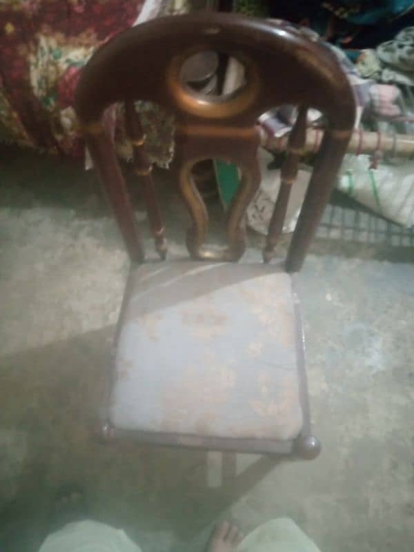 Dining table 3