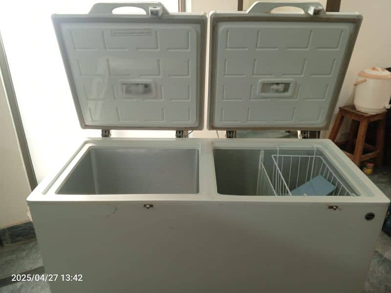 pel double door freezer 3