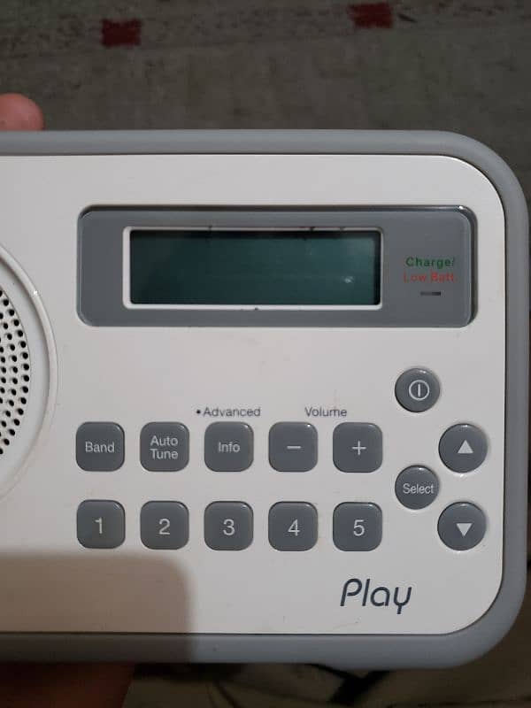 Radio (Roberts Play imported radio) 2