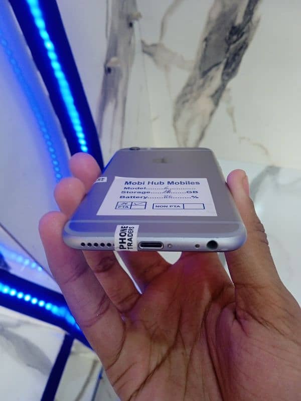 iPhone 6 3