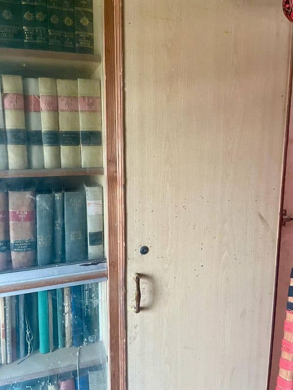 Book shelf Almari 0