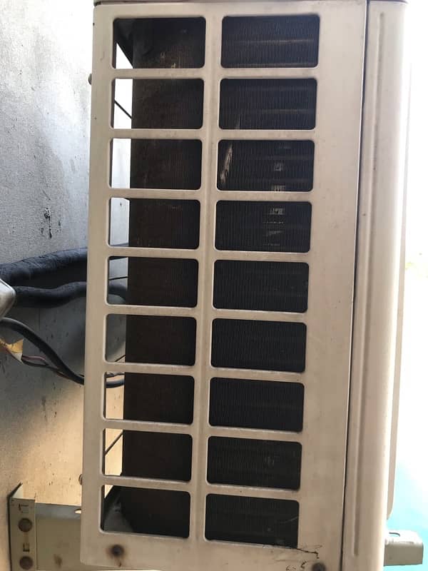 Gree 1.5 ton Inverter 4
