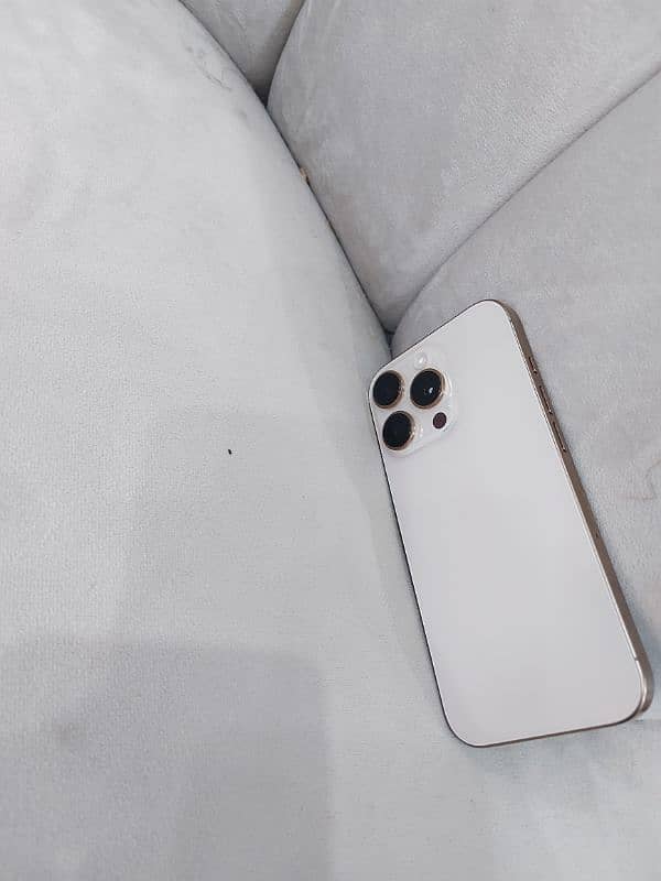 Iphone 16 Pro 256GB 5