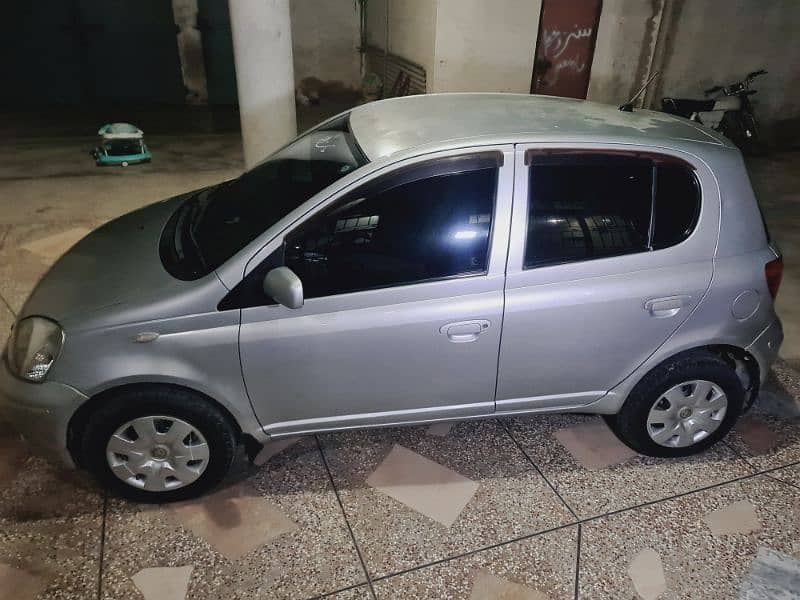 Toyota Vitz 2003 17