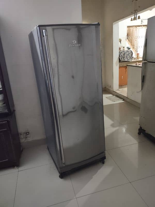 Dawlance Vertical Deep Freezer 1
