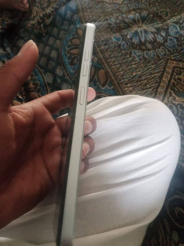 used 6 month condition 10/10 watsap no 03274646508 0