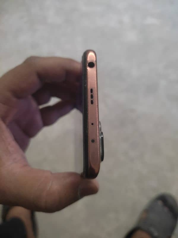 redmi note 10 pro. 6/128. only phone. exchange possible with good phon 2