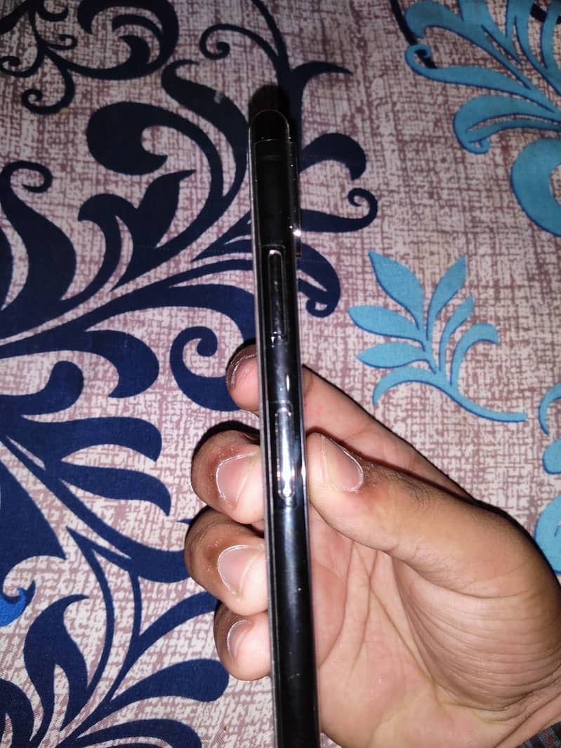 IPHONE XS MAX PTA APPROVED 64 gb DUAL SIM PTA 2