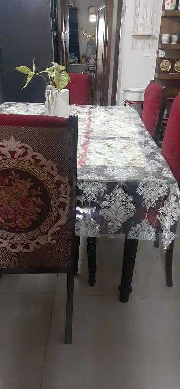DINNING TABLE 6 SETER 0
