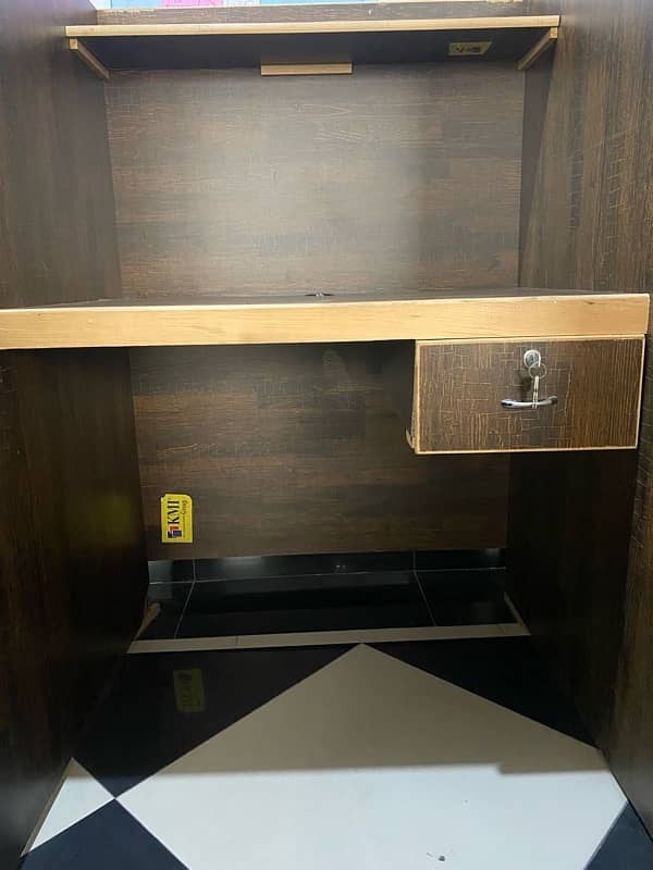Dual Wooden Workstation with Drawers and Shelves – Excellent Condition 4