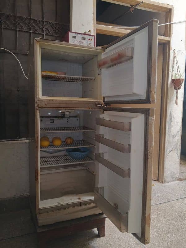 Dawlance Fridge Urgent Sale 0