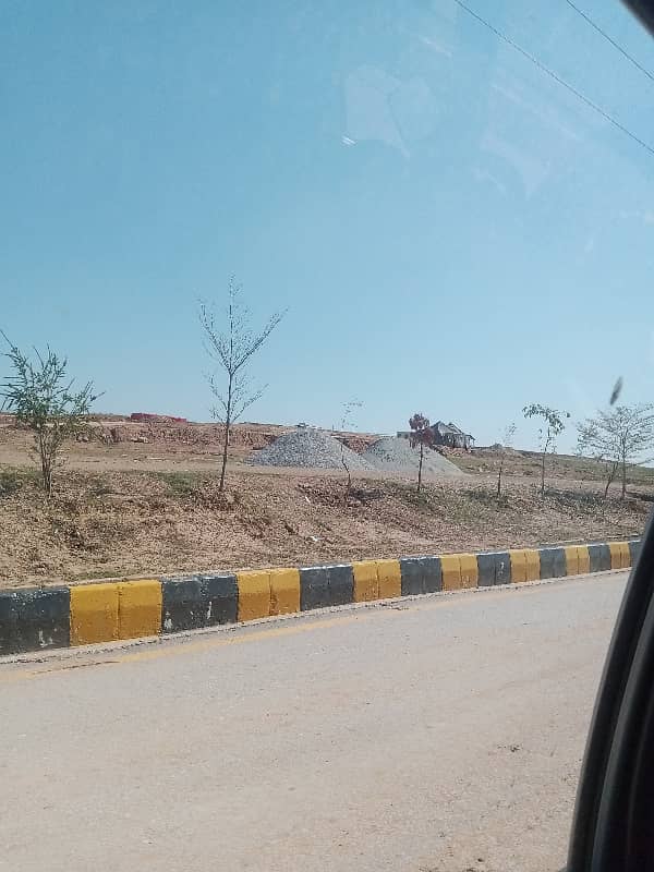 Plot For Sale In DHA Valley 5