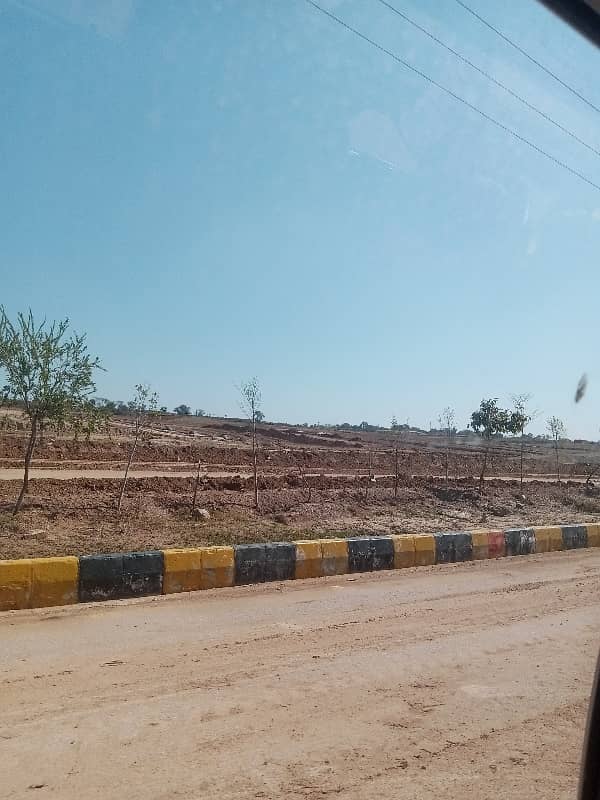 Plot For Sale In DHA Valley 2