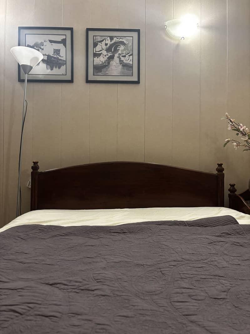 PURE WOOD BED SET 0