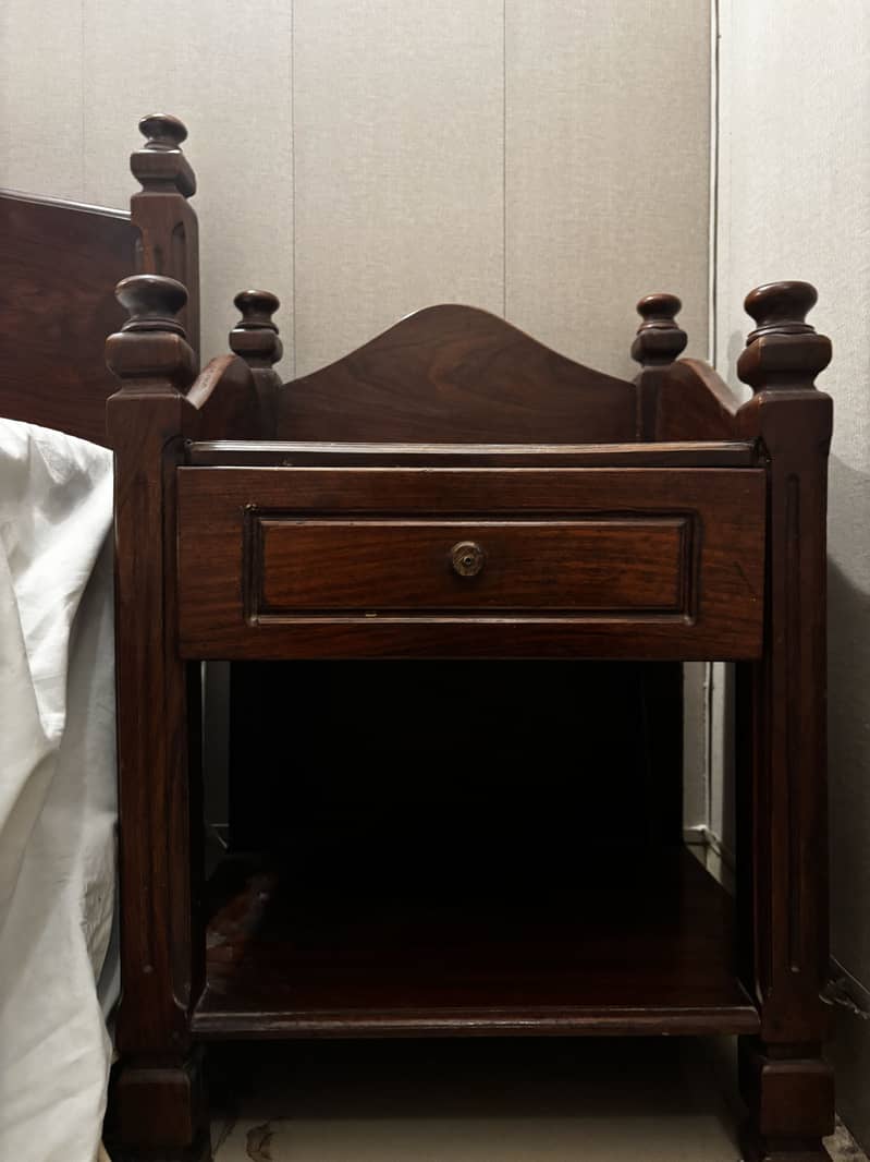 PURE WOOD BED SET 3