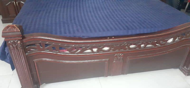 DABULL BED SET 1
