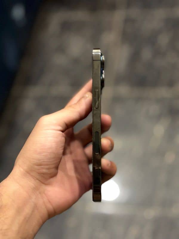 iphone 13 pro fu 2