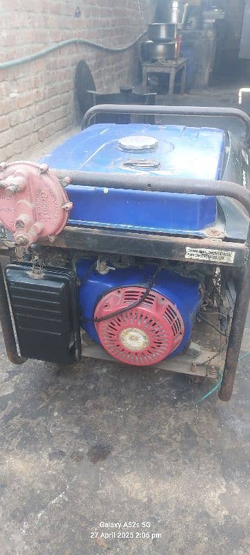 6500 watt Generator 1