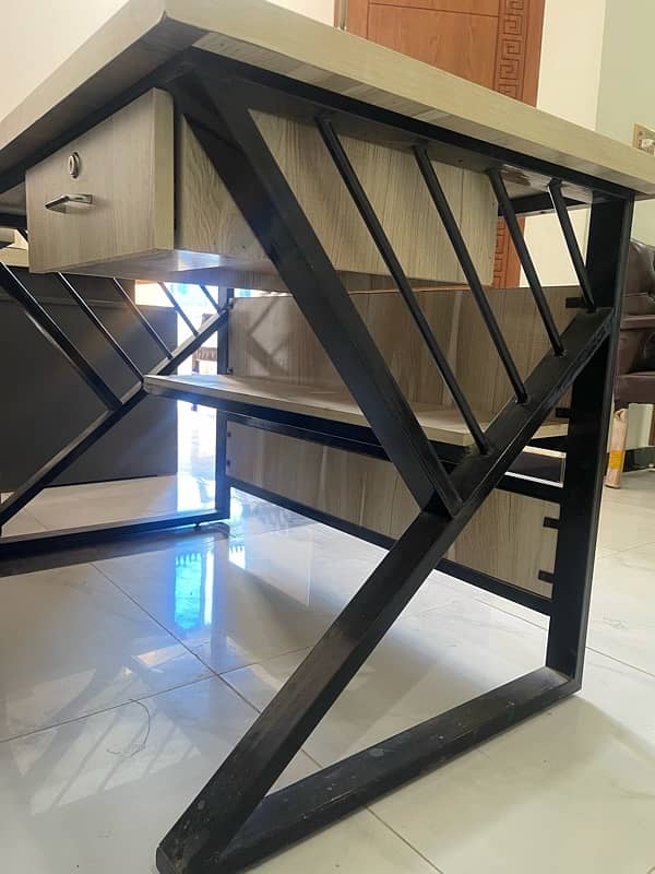 Modern Design Office Table 0