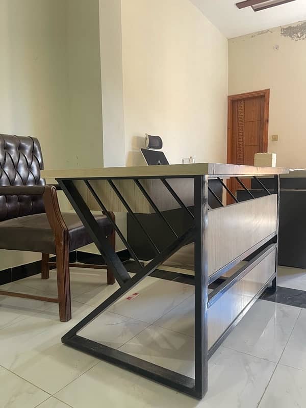 Modern Design Office Table 2