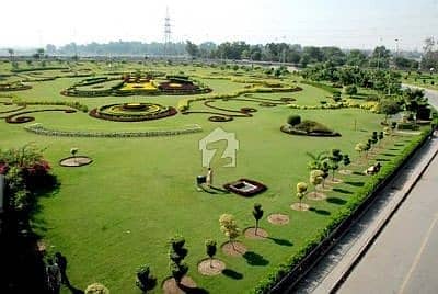 10,knal,pham,Hous,plot Bhtreen locktion in Gulberg Green islamabad abi Viset kren and psand kren 0