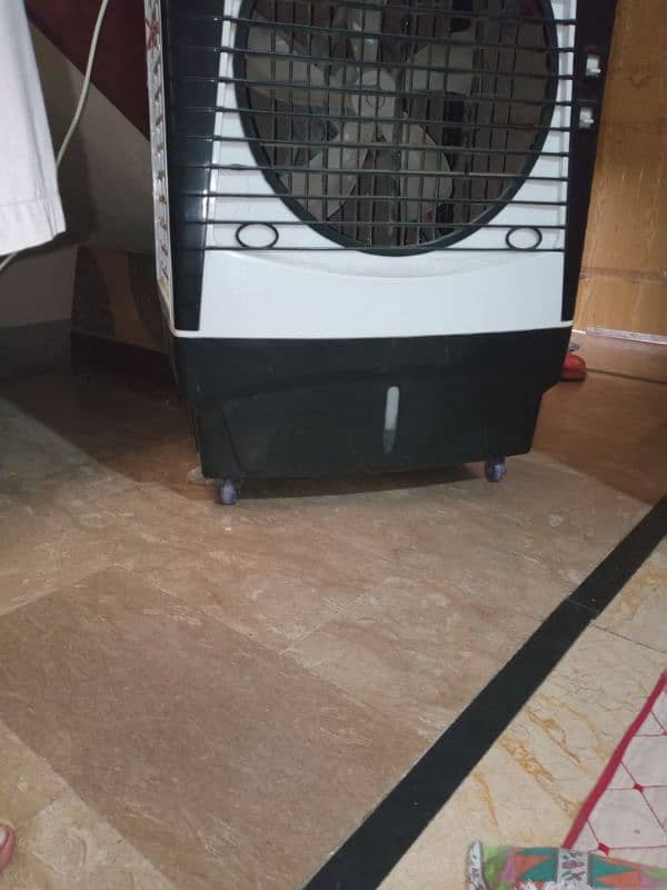 Asia cooler excellent working condition 0