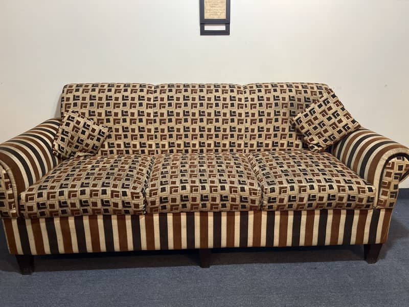 7-seater sofa 1