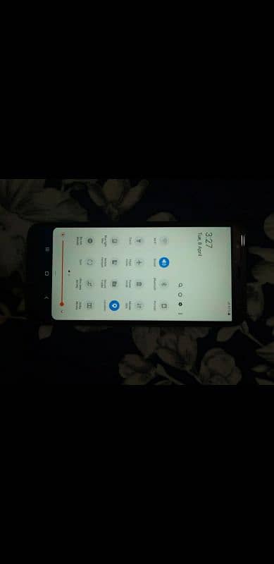 Samsung j6 plus 4/64 with charger 3