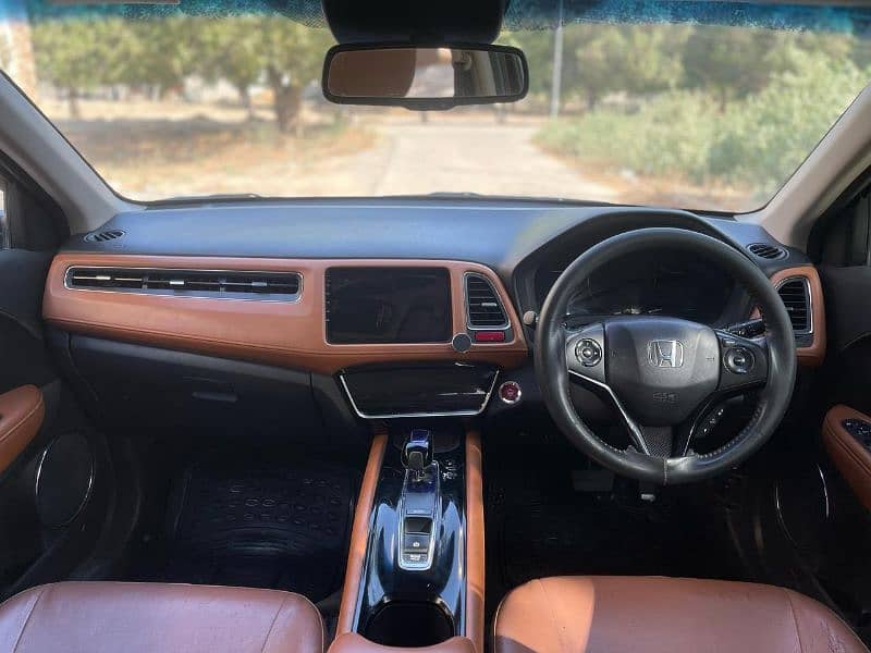 Honda Vezel 2014 6