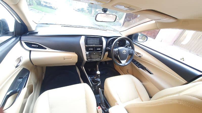 Toyota Yaris 2022 Ativ 1.5 14