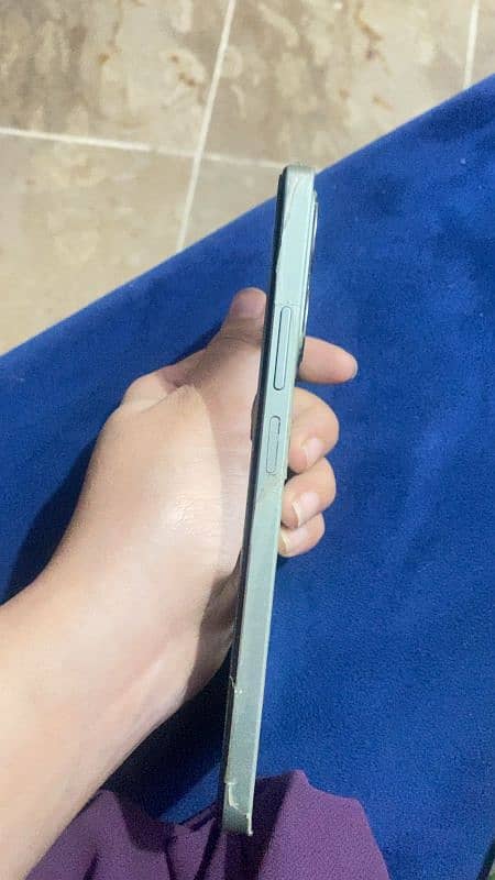 realme C63 8/128 1