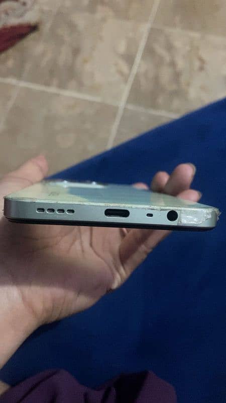 realme C63 8/128 2