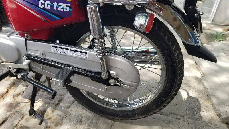 Honda CG125 6