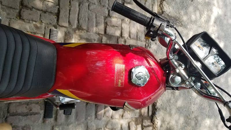 Honda CG125 7
