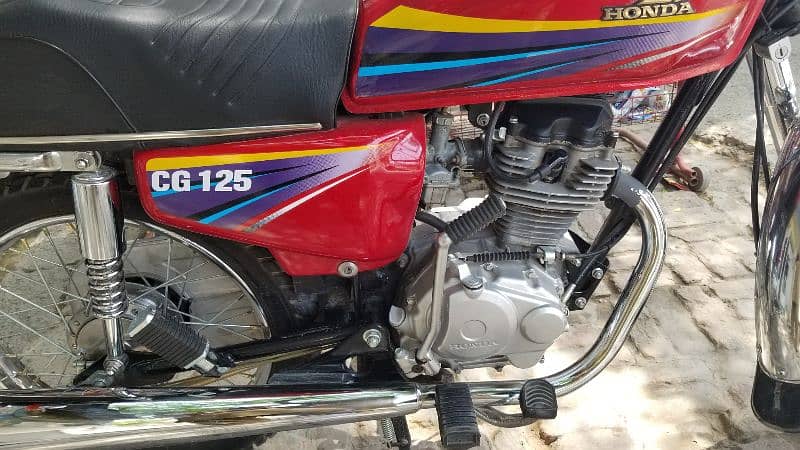 Honda CG125 8