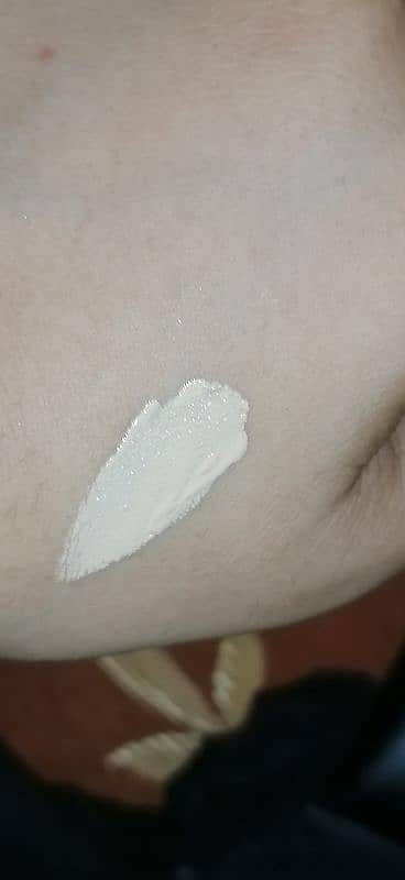 emelie makeup foundation 3
