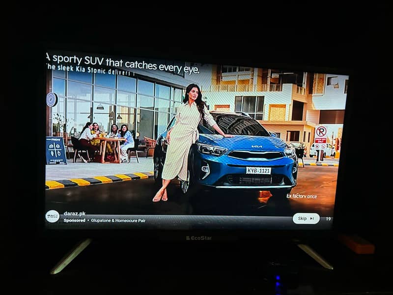 Selling my EcoStar 32-inch LED TV, plus Android TV Box 1