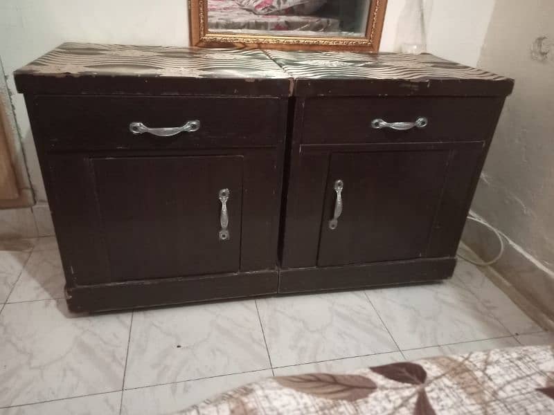 double bed with side tables 3