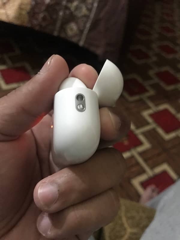 i phon airbuds 03060052034 call hera and also Wtp’s 1