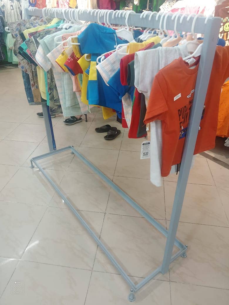 Display table display rack powder coated iron table with grating 4