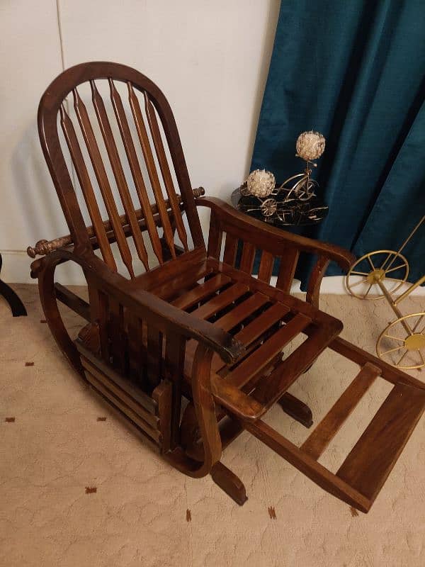 Rocking chair sale Urgently 1