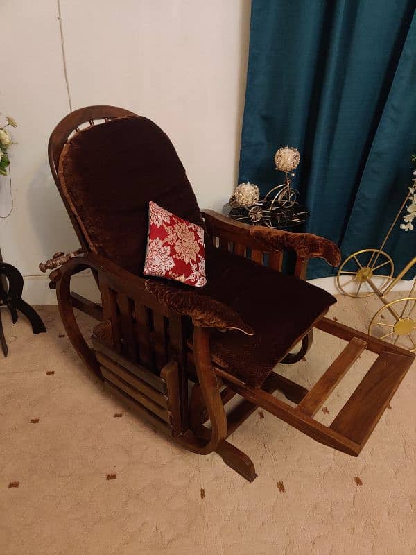 Rocking chair sale Urgently 2