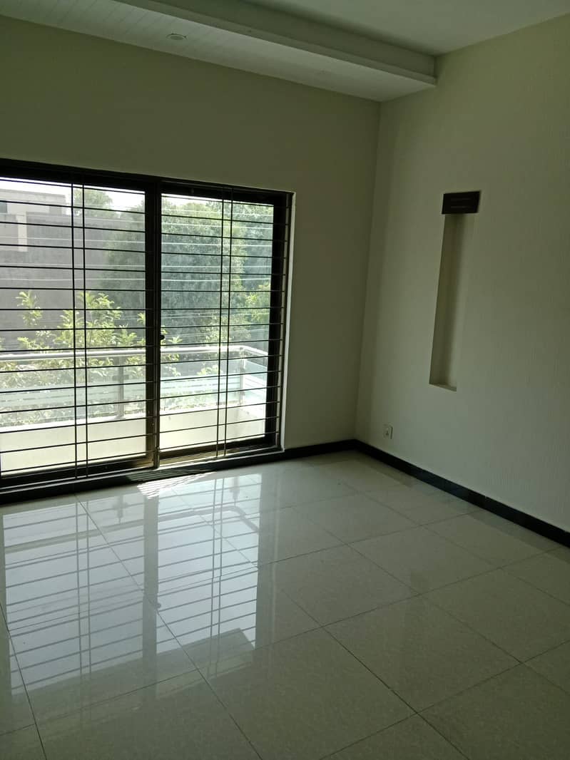 WAPDA TOWN USED BUT VERY GOOD CONDITION HOUSE IS AVAILABLE FOR SALE 18