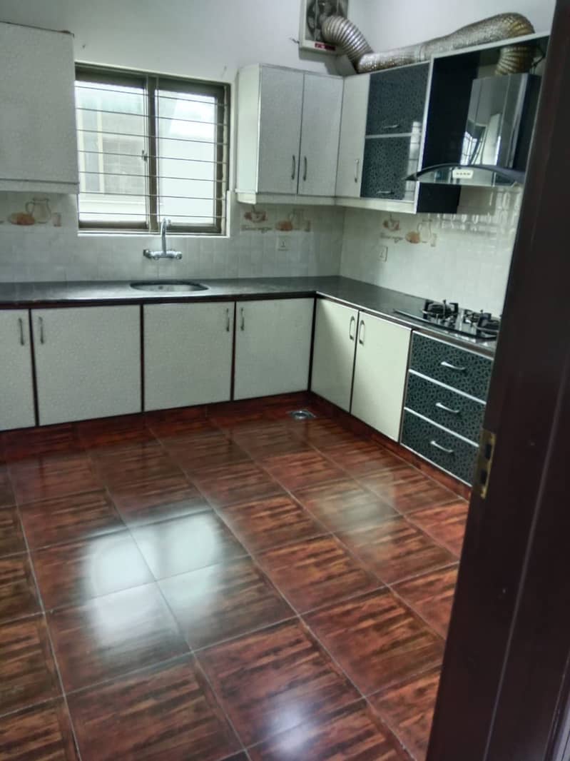 WAPDA TOWN USED BUT VERY GOOD CONDITION HOUSE IS AVAILABLE FOR SALE 23