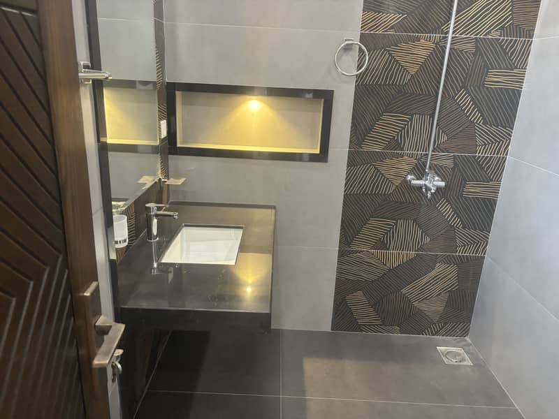 DHA RAHBAR ULTRA MODREN BRAND NEW HOUSE IS UP FOR SALE 7